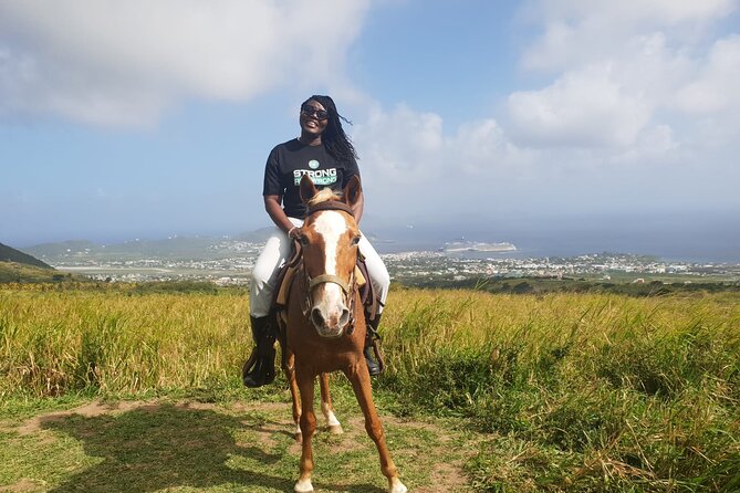 3 Hours Horseback Riding from Nature Trails to Sofa Stone - The ten-minute walk to Sofa Stone