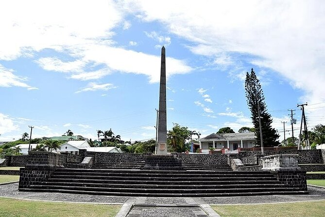 An Exciting, Scenic and Historical Island Tour - What the $160 group price really buys you