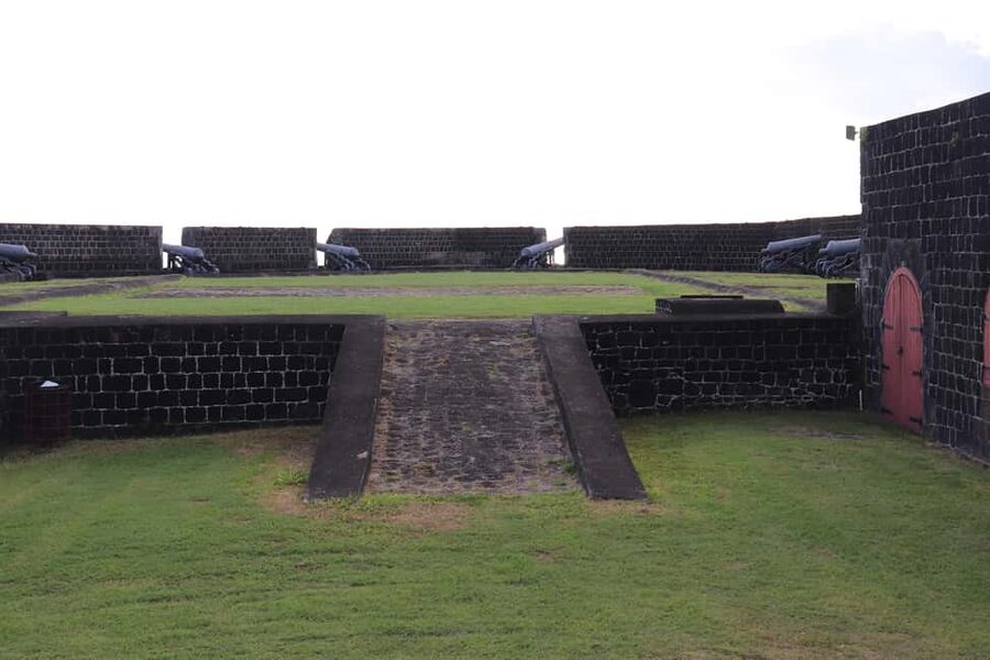 Basseterre: St. Kitts Highlights Driving Tour - Should you book the St. Kitts Highlights Driving Tour?