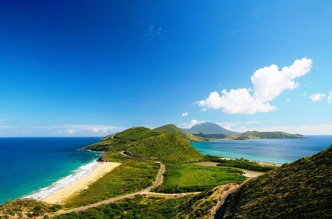 Capital City Tour and Beach Splash - A useful five-hour introduction to St Kitts