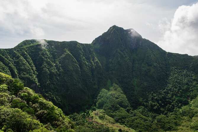 Hike St. Kitts: Highest peak Mount Liamuiga Volcano - The drive from Basseterre to the volcano trail