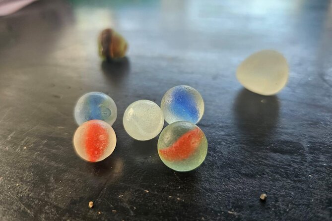 Hike St. Kitts: Sea Glass Discovery at Volcanic Beach - The first walk through tropical vegetation
