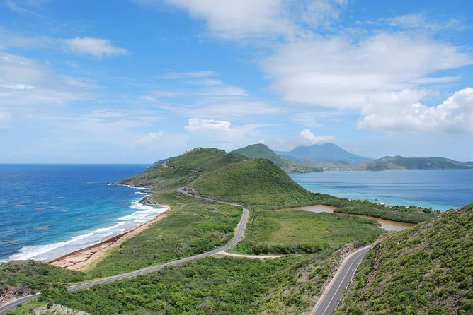 Local Lunch & Half Day Island Tour - Option 2 - A Local Lunch With About 90 Minutes to Enjoy It
