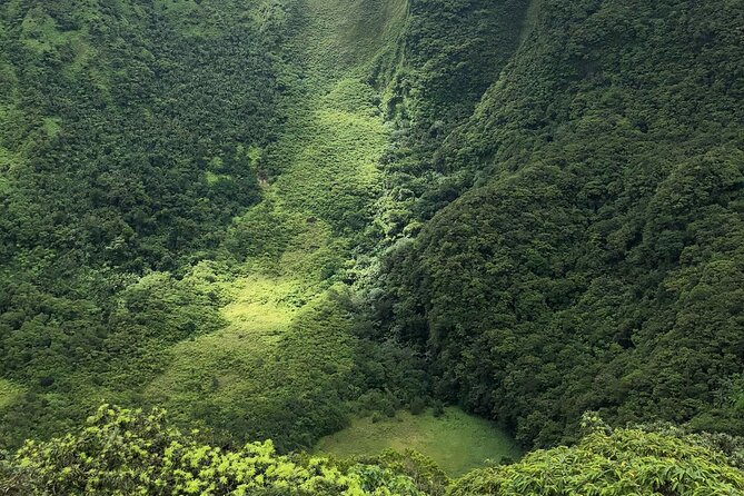 Mount Liamuiga Volcano Hike St Kitts Highest peak - The drive from Basseterre sets the scene