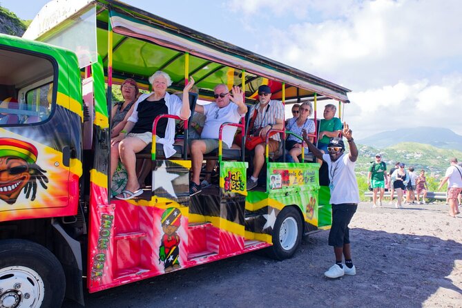 Open Air St. Kitts Tour with Island Vibes - The highlights at a glance