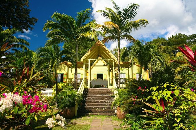 Panoramic Sightseeing Tour of St Kitts - Old Forts, Churches, and Plantation Country
