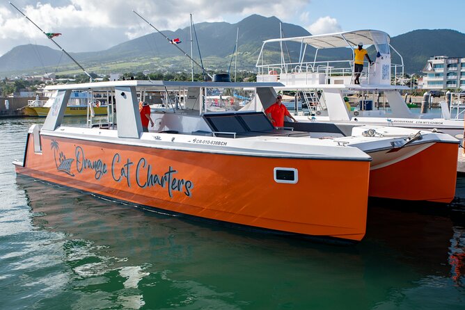 Private Luxury Full day Boat Charter With Lunch - Why the crew matters more than the bar