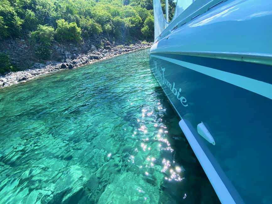 PRIVATE POWER CATAMARAN - The 30-minute return to St Kitts