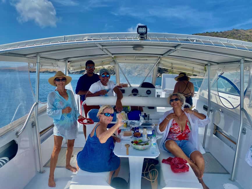PRIVATE POWER CATAMARAN - Who will enjoy this private catamaran most?