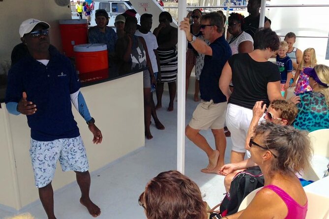Snorkel Lunch & Lounge: Bluewater or Snorkel and Lunch: Leeward - Open bar, music, and time to relax
