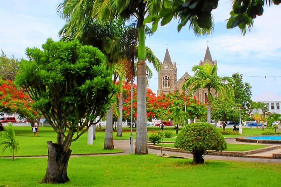 St. Kitts: Basseterre, Royal Highlight Tour - Why this five-hour tour works well on St. Kitts