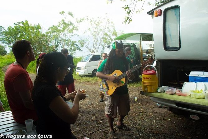 Volcano Caldera (Mt. Liamuiga) Trek / Hike - Reaching Newton Ground and getting started